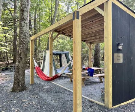 Getaway Eastern Catskills Campground - Castle Road