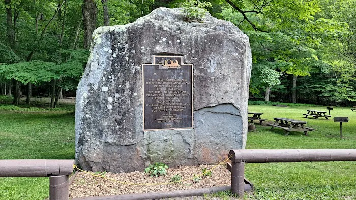 Devils Tombstone Campground Picture 7