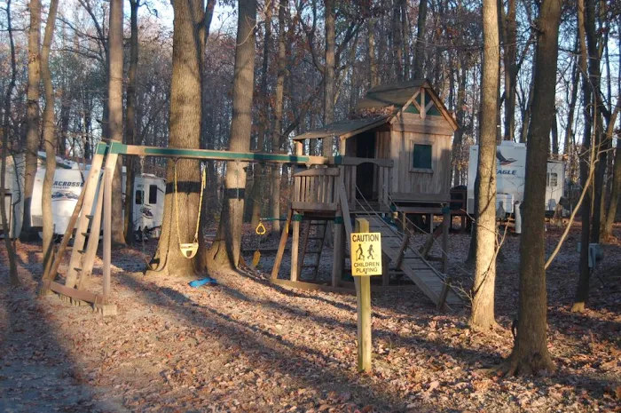 Oma's Family Campground Picture 5