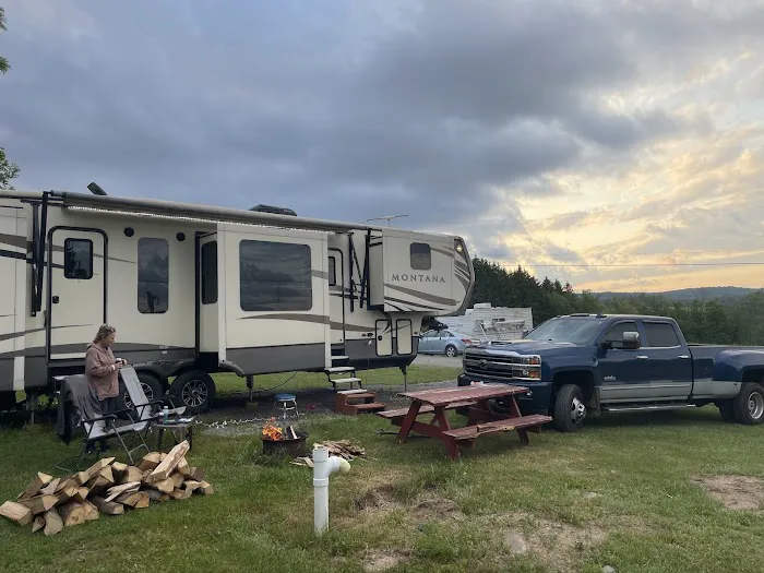 Valleyview Farm & Campgrounds Picture 1