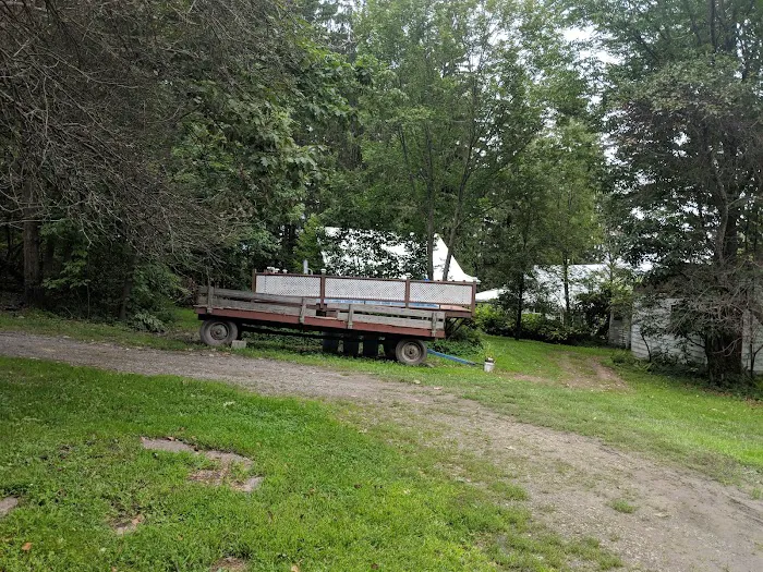 Valleyview Farm & Campgrounds Picture 9