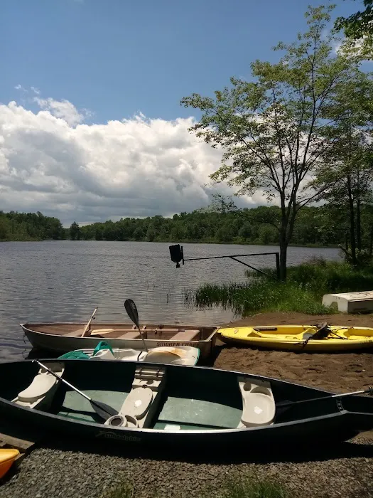 Hemlock Point Lodge Picture 6