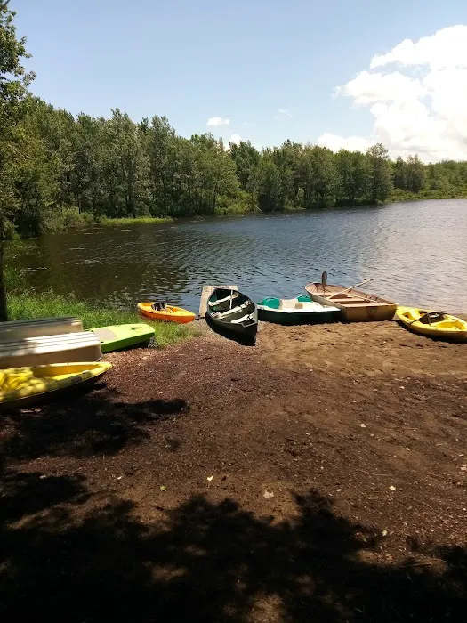 Hemlock Point Lodge Picture 7