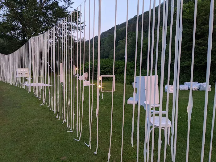 Peaceful Valley Campsite Picture 10