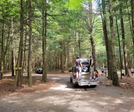 Country Roads Campground