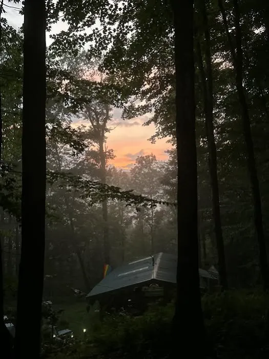 Hillside Campgrounds Picture 8