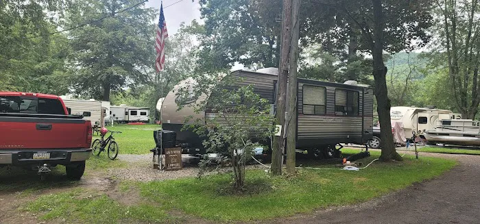 Pine Crest Campground Picture 2