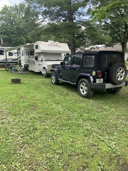 Pine Crest Campground Picture 10