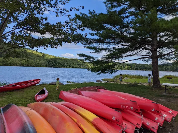 Lake Waramaug State Park Campground Picture 6