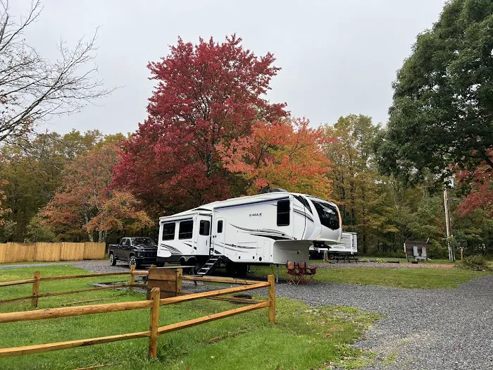 Spacious Skies Campgrounds - Woodland Hills Picture 5