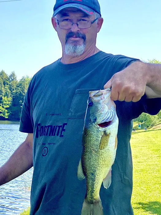 Woodstock Lake Campground Picture 7