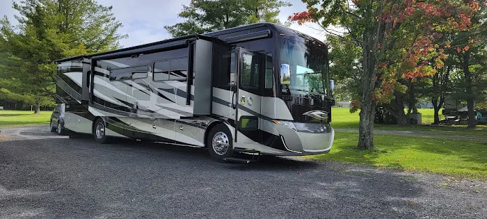 Hide-A-Way Campsites Picture 5