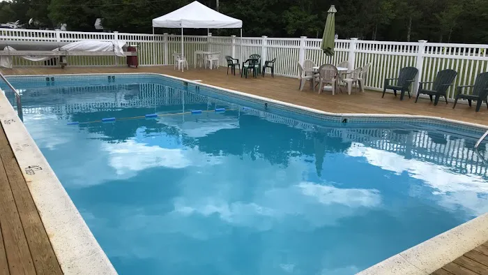 Meadow-Vale Campsites Picture 2