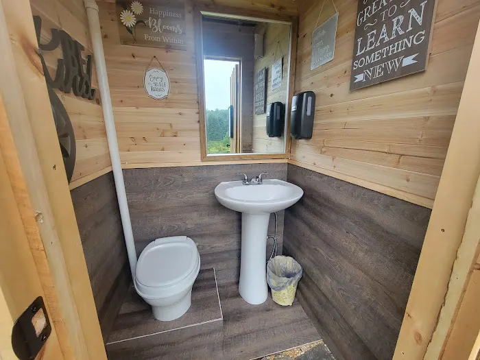 Coyote Hollow Park Picture 9