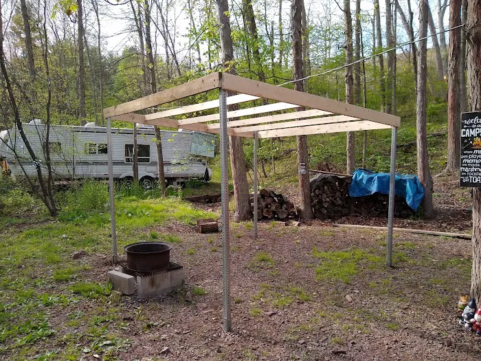 Red Ridge Lake Campgrounds Picture 3