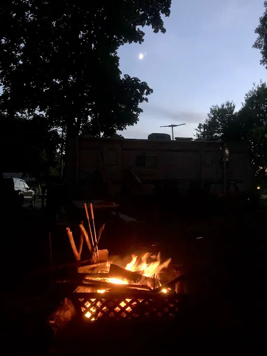 Hobo Hollow Campground Picture 4