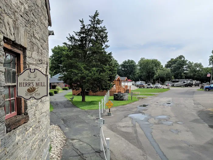 Mill Bridge Village & Camp Resort Picture 7