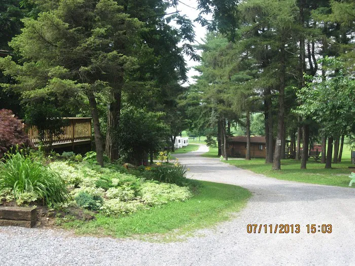 Roamers Retreat Campground Picture 4