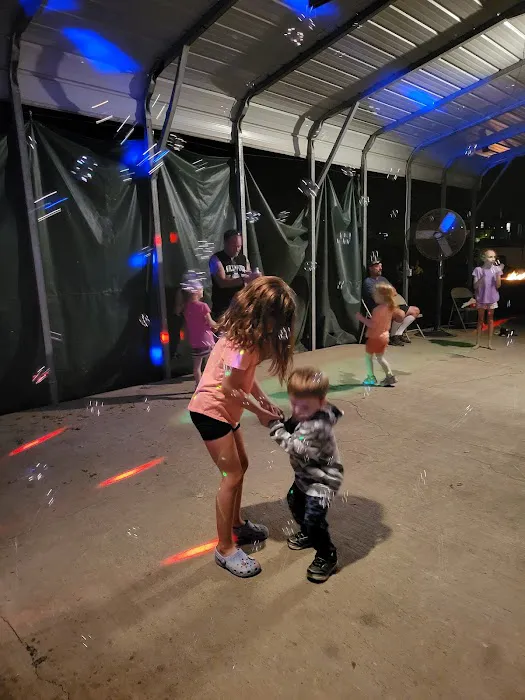 Rustic Creek Family Campground Picture 2