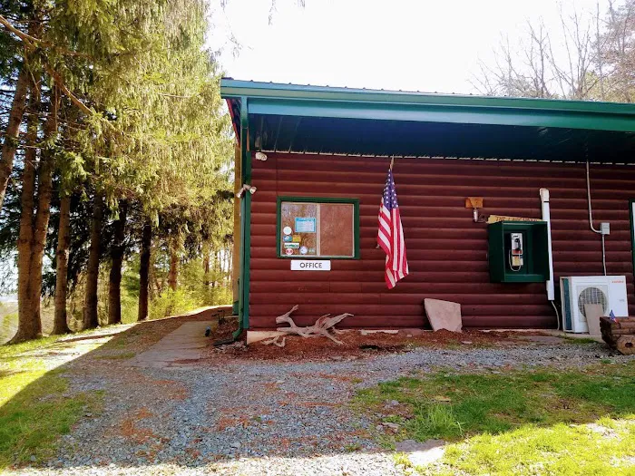 Stony Mountain Family Campground Picture 4