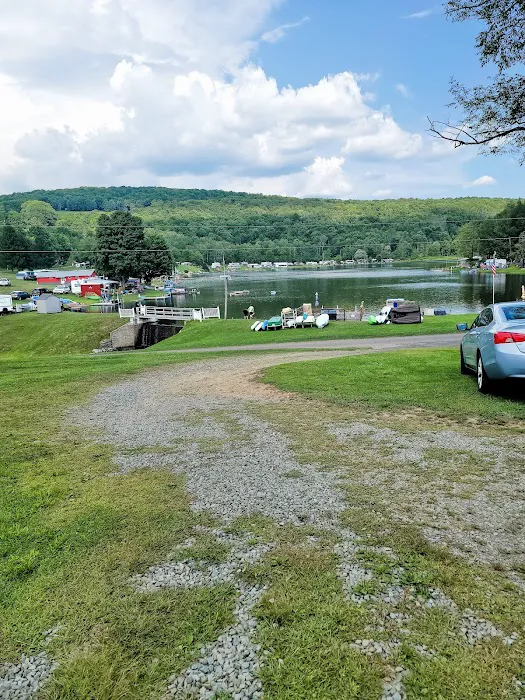 Lake Timberline Picture 10