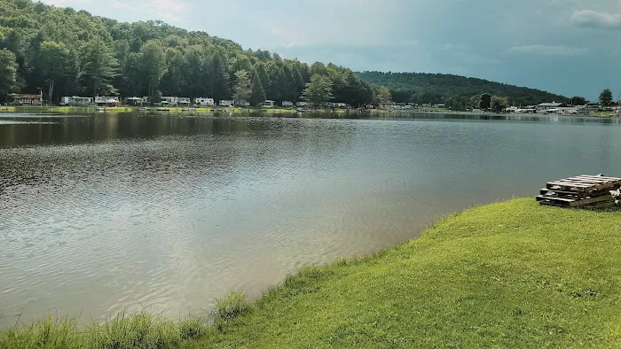 Lake Timberline Picture 1