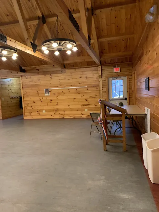 Lion’s Cabin Picture 1