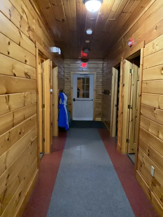 Lion’s Cabin Picture 7