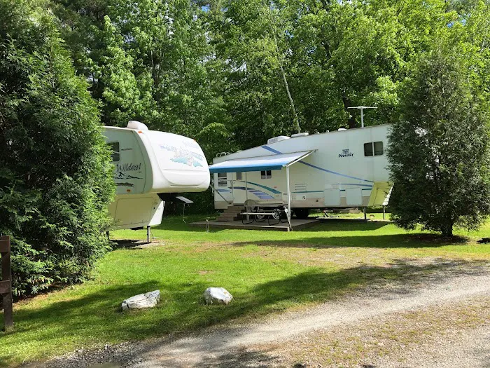 Bonnie Brae Campground Picture 7