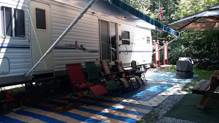 Fernwood Forest Campground Picture 4