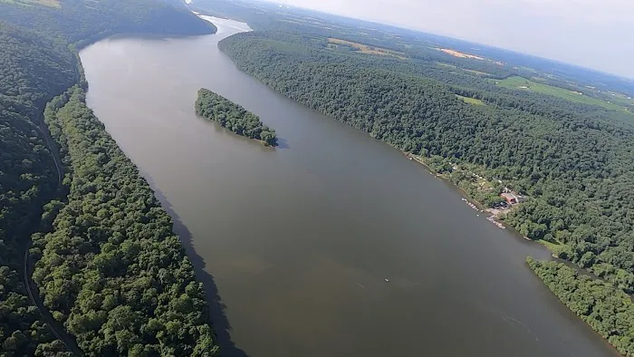 Gamler's Boat Yard Campgrounds Picture 9