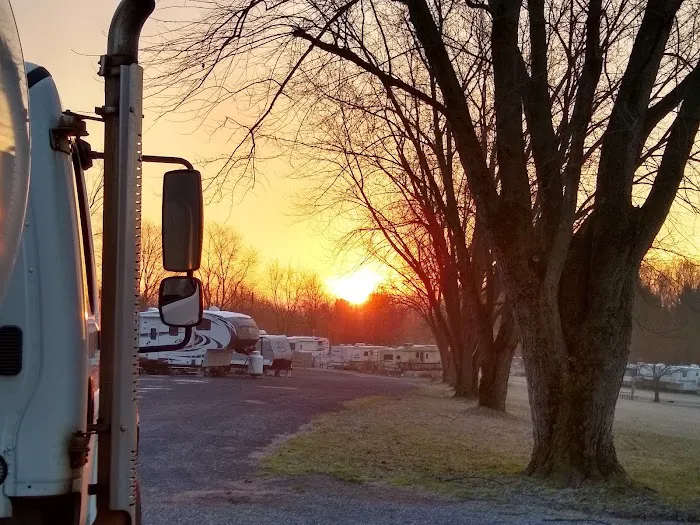 Birchview Farm Campgrounds Picture 5