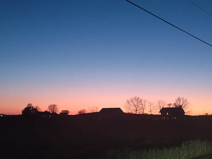 Central Manor Camp Grounds Picture 2