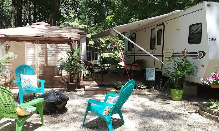 Tall Pines Campground Resort Picture 8