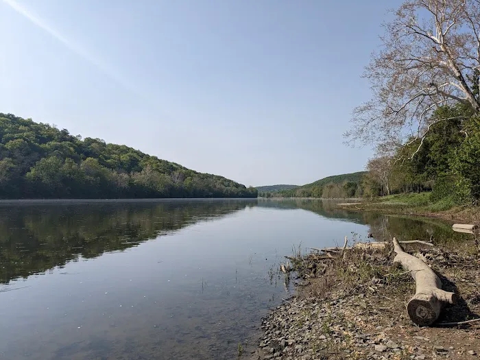 Riverside Acres Picture 8