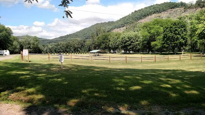 Riverside Acres Picture 5