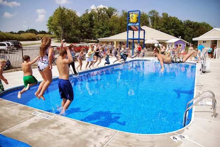 Pine Cradle Lake Family Campground Picture 8