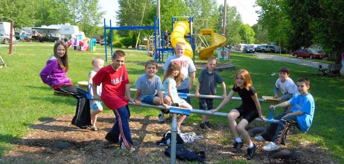 Pine Cradle Lake Family Campground Picture 4