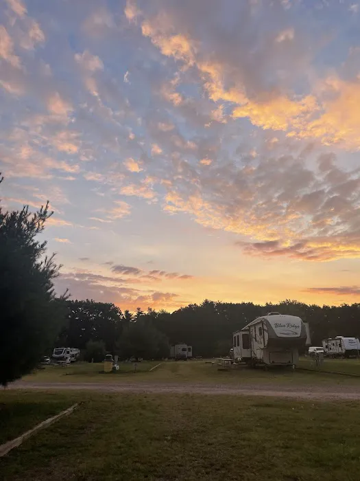 Lake Compounce Campground Picture 9
