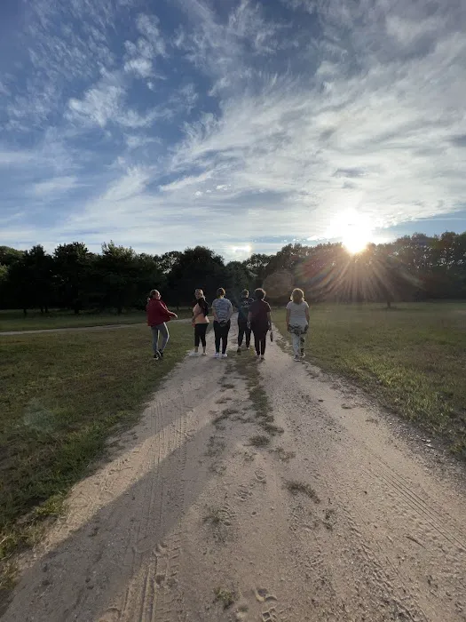 Lake Compounce Campground check-in and store Picture 3