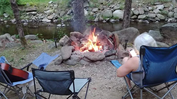 Walker Island Family Camping Picture 7