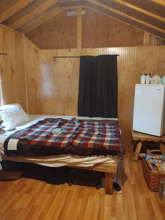 Pioneer Valley RV Campground Picture 2