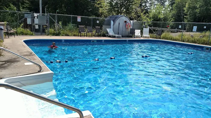 Pioneer Valley RV Campground Picture 3