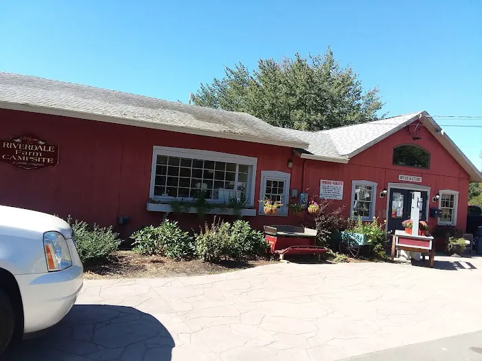 Riverdale Farm Campsite Picture 6