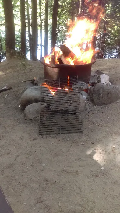 Pop's Lake Campground Picture 4