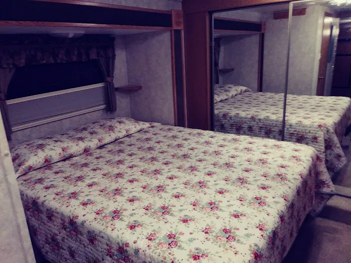 Royal Mountain Campground Picture 3