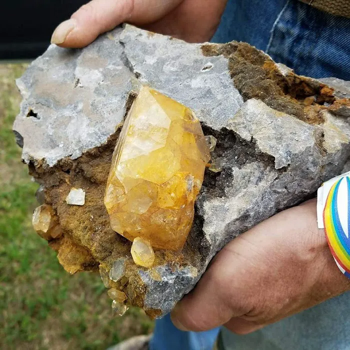 Crystal Grove Diamond Mine & Campground Picture 7