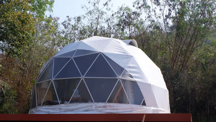 3 Acre Woodz Luxury Canvas Lodges Picture 5