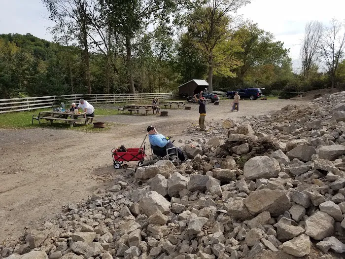 Ace of Diamonds Mine & Campground Picture 8