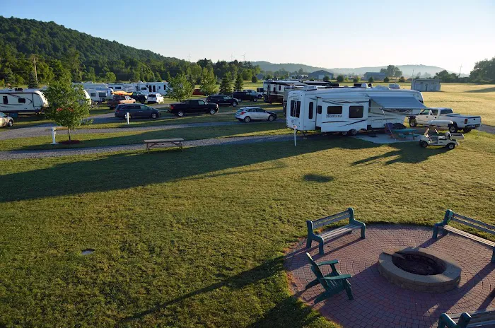 Cider House Campground Picture 3